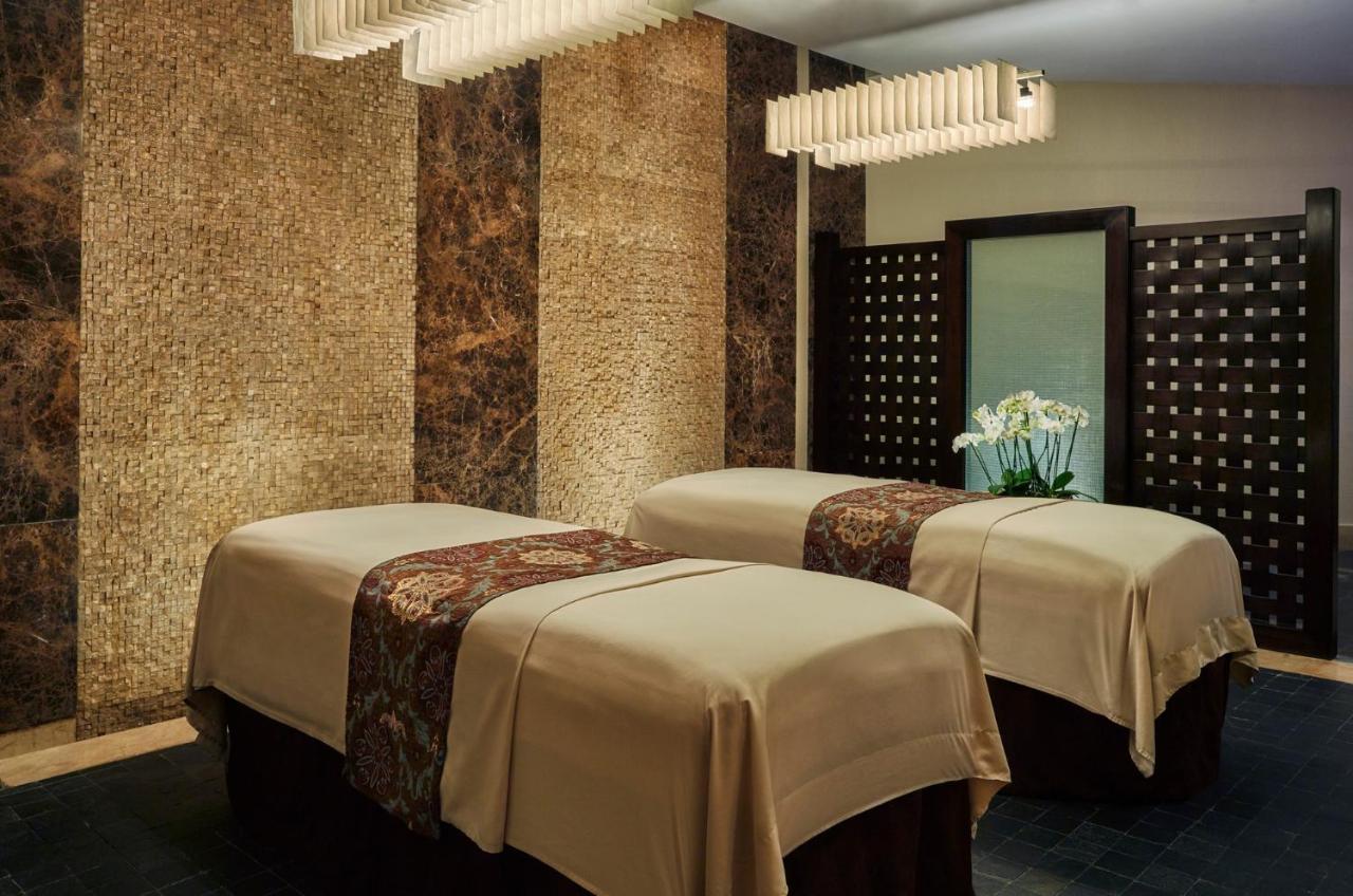 Four Seasons Hotel Doha Eksteriør bilde The Spa at The Westin