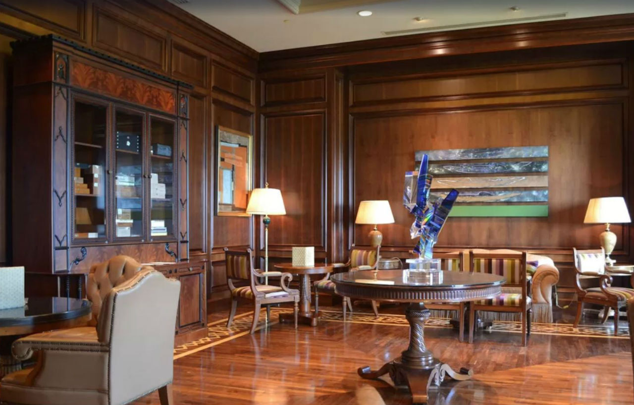 Four Seasons Hotel Doha Eksteriør bilde The library at the Ritz-Carlton, Laguna Niguel